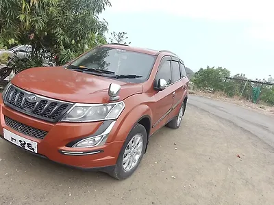 2015 Mahindra XUV500 W8 AWD 1