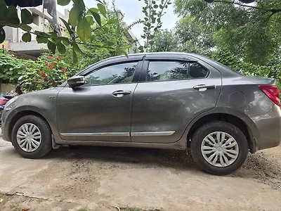 2018 Maruti Suzuki DZire VXi 1