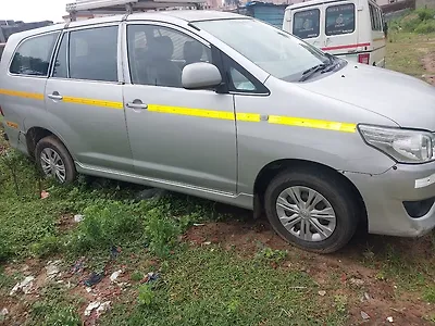 Second Hand Toyota Innova 2.5 G 7 STR BS-III in Puri