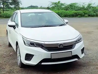 Second Hand होंडा सिटी वी सीवीटी पेट्रोल in पोरबंदर