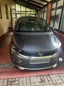 2025 Tata Tiago XZ Petrol Automatic 1