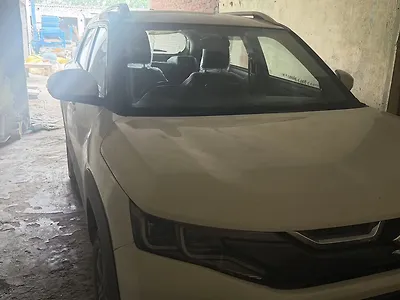 2025 Maruti Suzuki Vitara Brezza ZXi Petrol Automatic Smart Hybrid 1