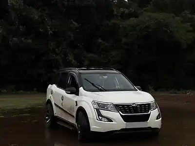 2016 महिंद्रा XUV500 w10 ऑटोमैटिक 1