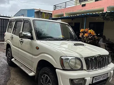 2013 Mahindra Scorpio M2DI 1
