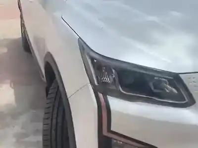 Second Hand महिंद्रा XUV400 EC प्रो 34.5 kwh in कृष्ण