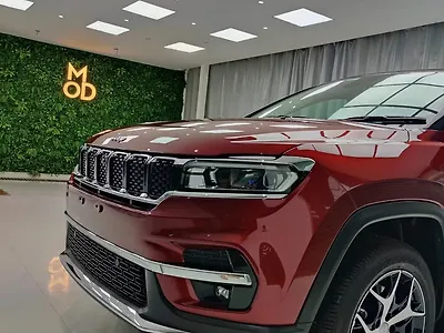 2022 Jeep Meridian Limited (O) 4X4 AT