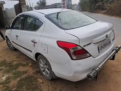 2013 निसान सनी एक्सवी डीज़ल 1