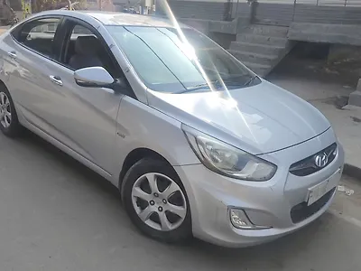2013 Hyundai Verna Fluidic 1.4 CRDi 1 2013 Hyundai Verna Fluidic 1.4 CRDi 1