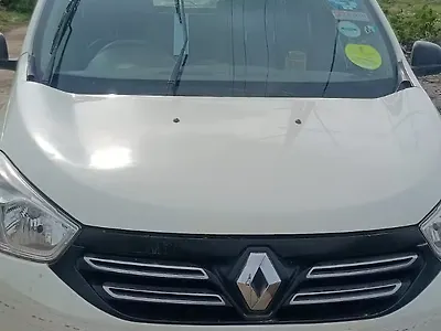 2015 Renault Lodgy 85 PS STD 8 STR 1 2015 Renault Lodgy 85 PS STD 8 STR 1