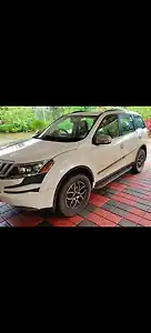 2015 Mahindra XUV500 W6 1
