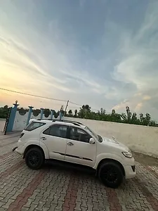 2015 Toyota Fortuner Sportivo 4x2 MT 1 2015 Toyota Fortuner Sportivo 4x2 MT 1