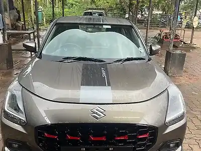 2024 मारुति सुज़ुकी स्विफ़्ट VXi (O) Petrol Manual 1