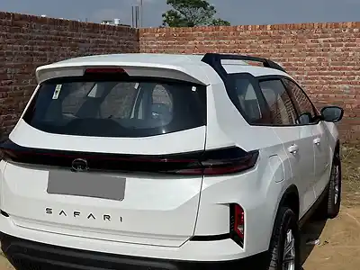 2025 टाटा सफारी स्मार्ट (O) 7 सीटर 1