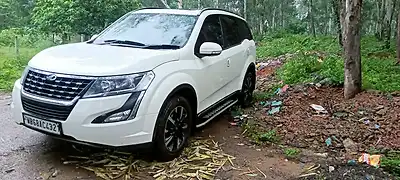 2019 महिंद्रा XUV500 w11 (o) एडब्ल्यूडी ऑटोमैटिक 1