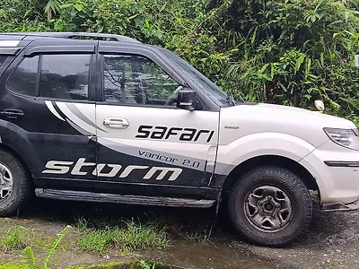 2016 Tata Safari 4x2 EX DiCOR 2.2 VTT 1
