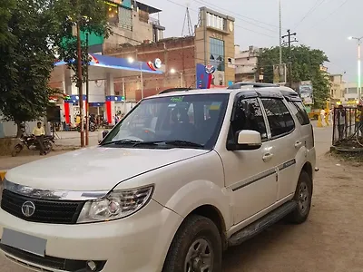 Second Hand Tata Safari 4x4 EX DiCOR 2.2 VTT in Jalaun