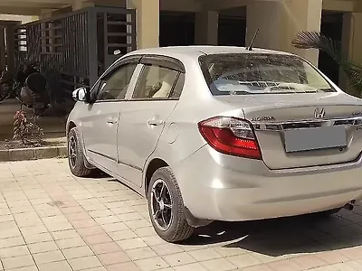 2016 Honda Amaze 1.2 E i-VTEC 1