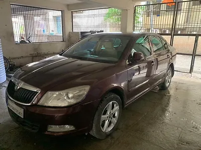 Second Hand Skoda Laura Elegance 2.0 TDI CR AT in Aurangabad