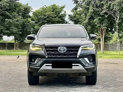 2021 Toyota Fortuner 4X4 AT 2.8 Diesel 1