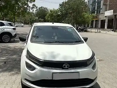 2022 टाटा अल्ट्रोज़ xz (o) आई-टर्बो पेट्रोल 1