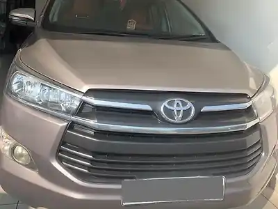 Second Hand टोयोटा इनोवा क्रिस्टा 2.8 gx 8 str ऑटोमैटिक [2016-2020]  in नाभा