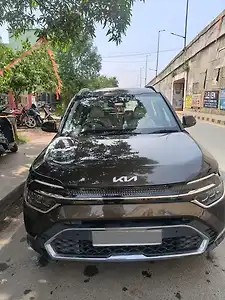 2022 Kia Carens Luxury Plus 1.5 Diesel 7 STR 1