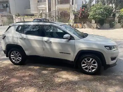 Second Hand जीप कम्पस लिमिटेड (o) 2.0 डीज़ल [2017-2020] in फ़रीदाबाद