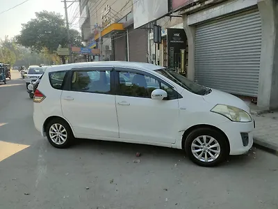 Second Hand Maruti Suzuki Ertiga VDi in Jalandhar