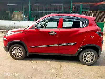 Second Hand महिंद्रा kuv100 k4 प्लस डी 5 str in जलपाईगुड़ी