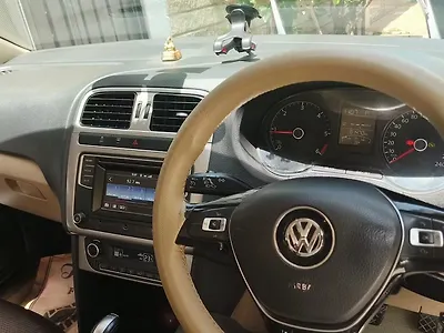 2017 Volkswagen Ameo Highline1.5L (D)