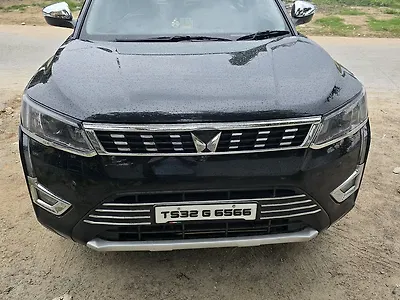 2023 Mahindra XUV300 W8 (O) 1.2 Petrol 1 2023 Mahindra XUV300 W8 (O) 1.2 Petrol 1