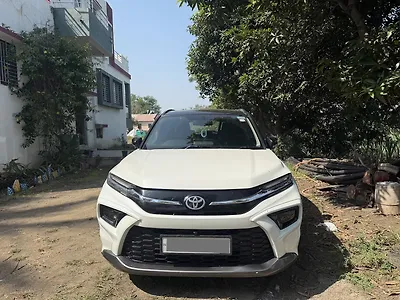 Second Hand Toyota Urban Cruiser Hyryder V NeoDrive [2023-2025] in Satara