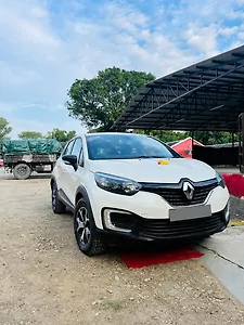 2018 Renault Captur RXE Petrol 1 2018 Renault Captur RXE Petrol 1