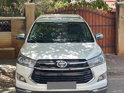 2017 Toyota Innova Crysta Touring Sport Diesel MT [2017-2020] 1