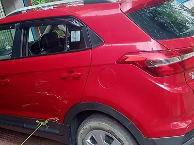 2017 Hyundai Creta E 1.6 Petrol 1