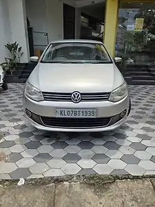 2012 Volkswagen Vento Highline Diesel 1