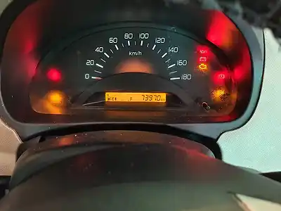 Second Hand मारुति सुज़ुकी वैगन आर lxi in आगरा