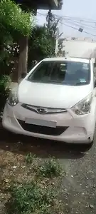 2017 हुंडई ईऑन एरा + एसई 1