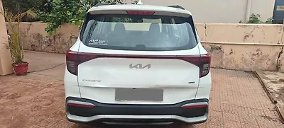 Second Hand Kia Carens Prestige 1.5 Diesel MT 7 STR in Rajnandgaon Second Hand Kia Carens Prestige 1.5 Diesel MT 7 STR in Rajnandgaon