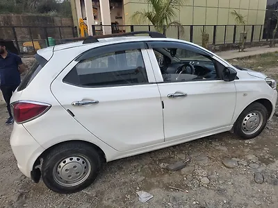 2017 Tata Tiago Revotorq XM [2016-2019] 1