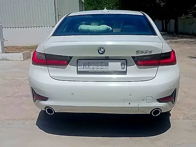 2020 BMW 3-Series 320d Luxury Line 1