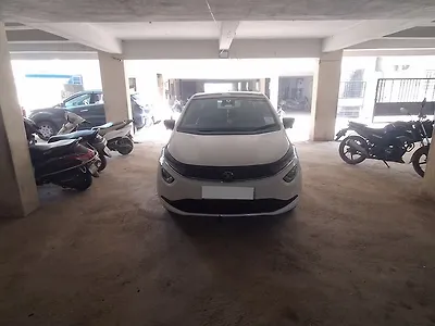 Second Hand Tata Altroz XZ Plus (O) (S) iCNG in Nanded