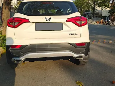 2023 Mahindra XUV300 W6 1.5 Diesel [2020] 1
