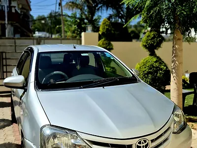 Second Hand Toyota Etios G in Dera Bassi