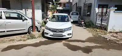 2017 होंडा सिटी वी 1 2017 होंडा सिटी वी 1