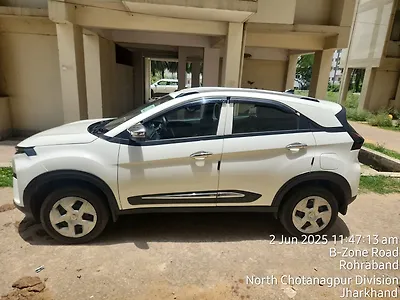 Second Hand Tata Nexon Smart Plus 1.2 Petrol 6AMT [2024-2025] in Dhanbad