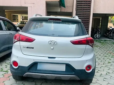 Second Hand Hyundai i20 Active 1.2 S in Dhanbad