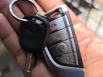 2004 Ford Ikon 1.3 Flair