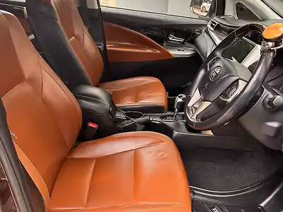 2018 टोयोटा इनोवा क्रिस्टा 2.8 zx 7 str [2016-2020] ऑटोमैटिक 1