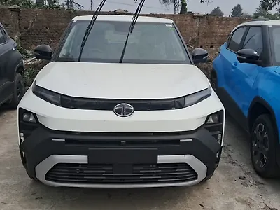 2026 Tata Punch Adventure AMT 1